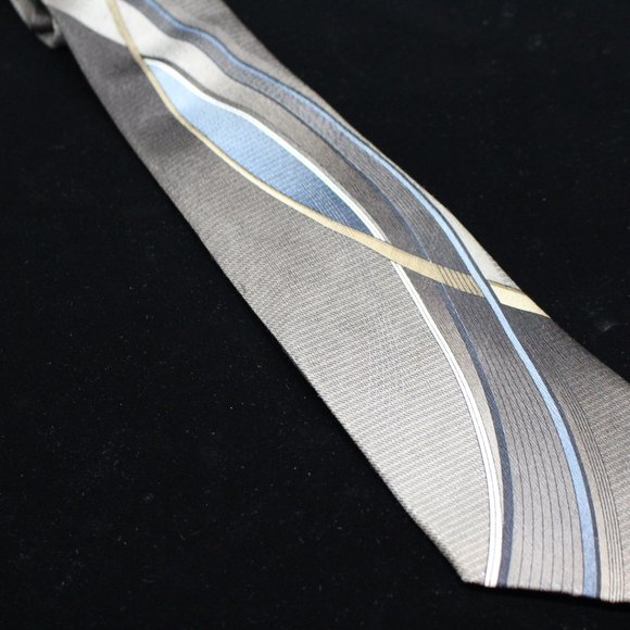 Mens Tie - Picture 4 of 4